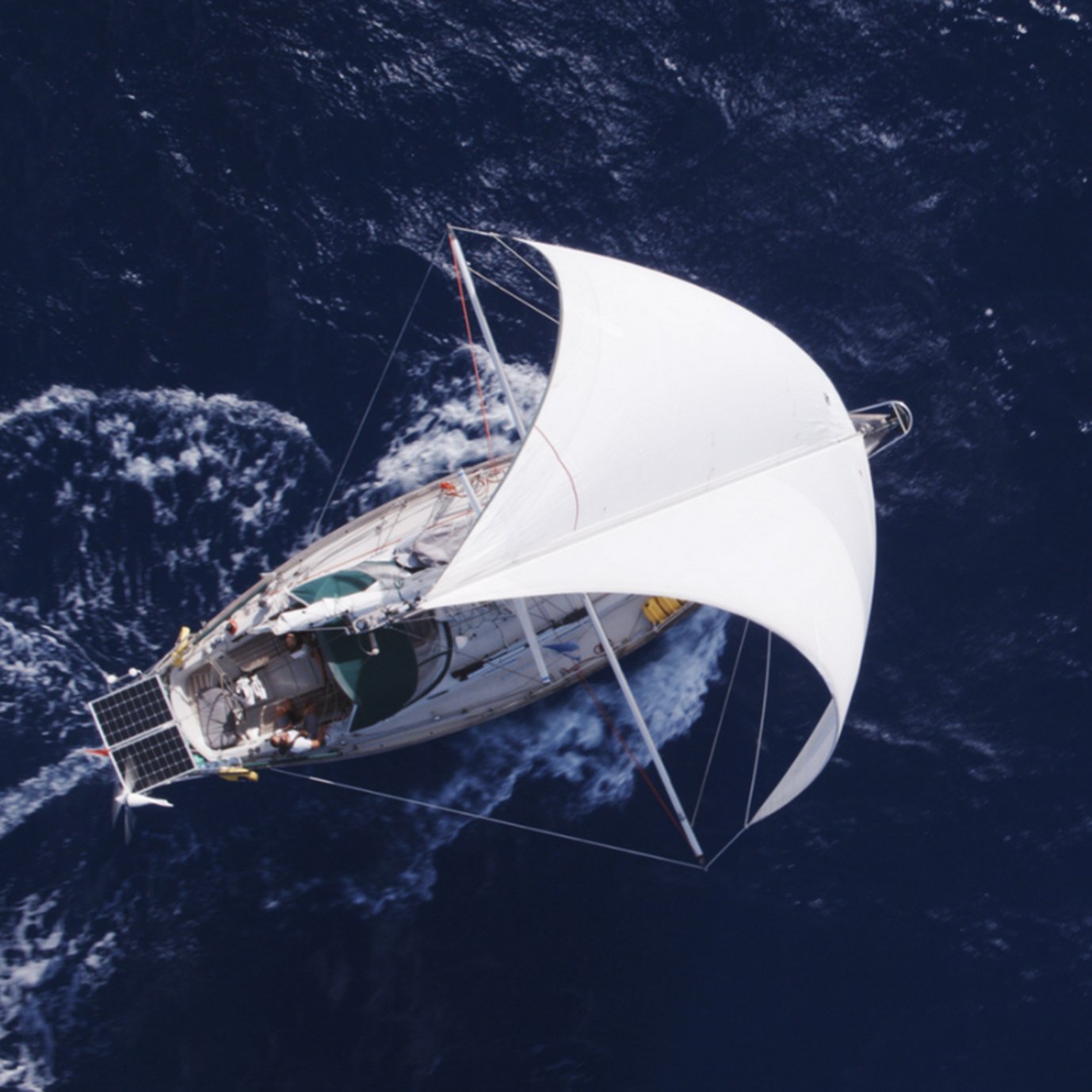 Internacional: Water People - el viaje de una pareja para vivir del mar